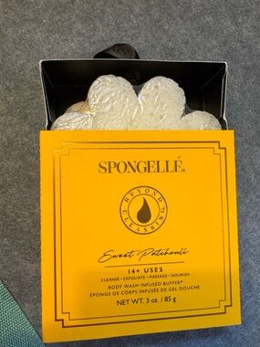 Spongellé Sweet Patchouli Body Wash Infused Buffer - White